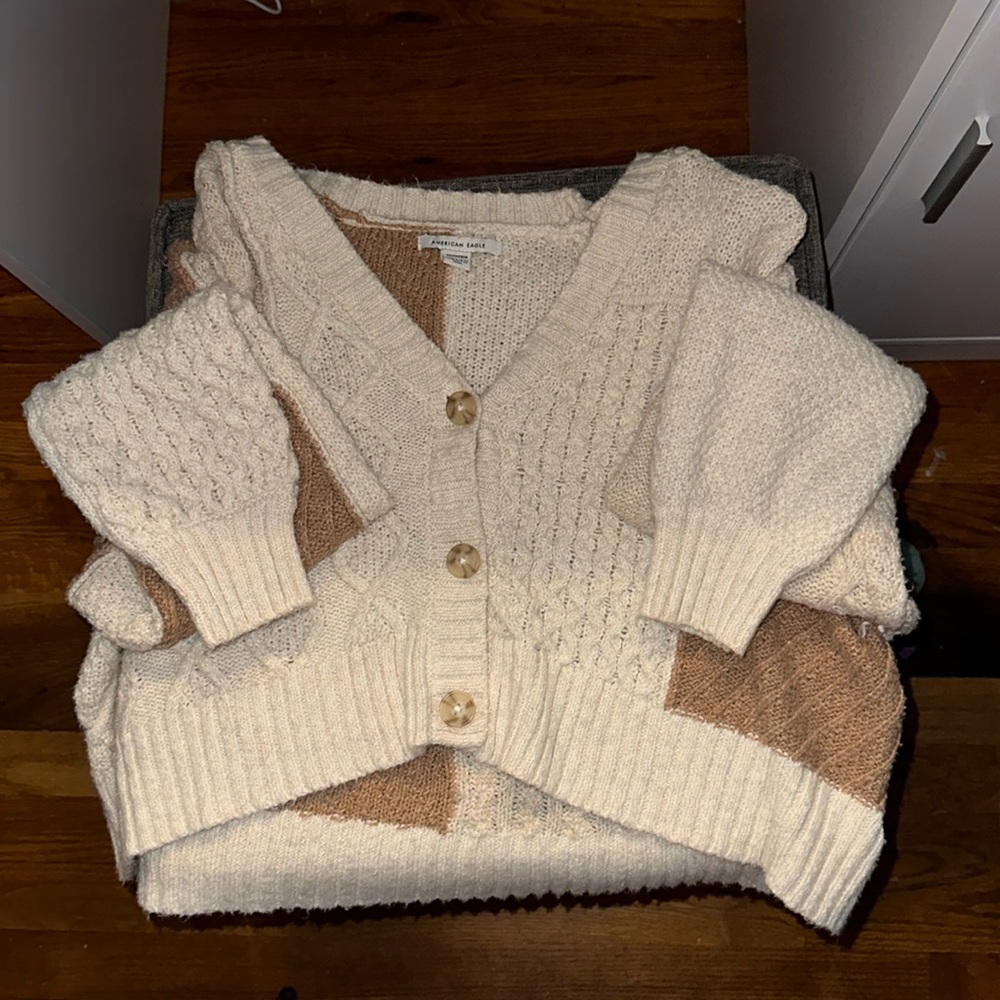 American eagle cropped rib sweater